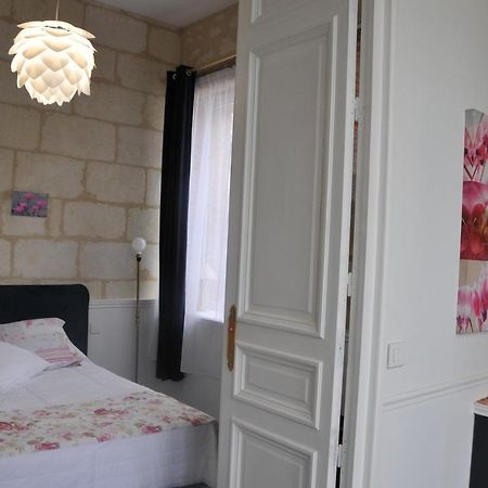 La Terrasse Facon Giverny - Gite 2 Personnes - Brain-sur-Allonnes Eksteriør bilde